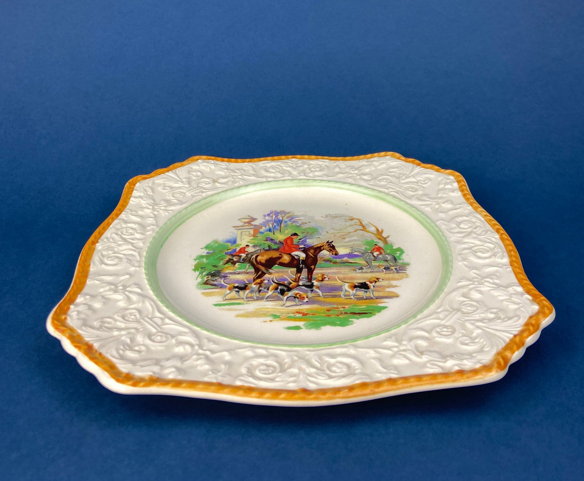 Vintage Decorative Plate with Hunting Scene by Royal Winton. English Hunting Scenes Made in England.