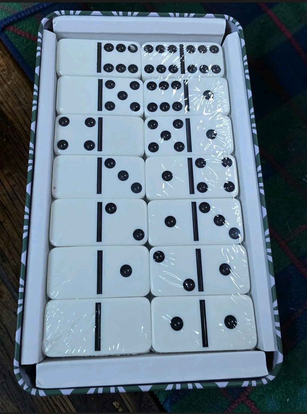 Buchanan's Scotland double-six domino set