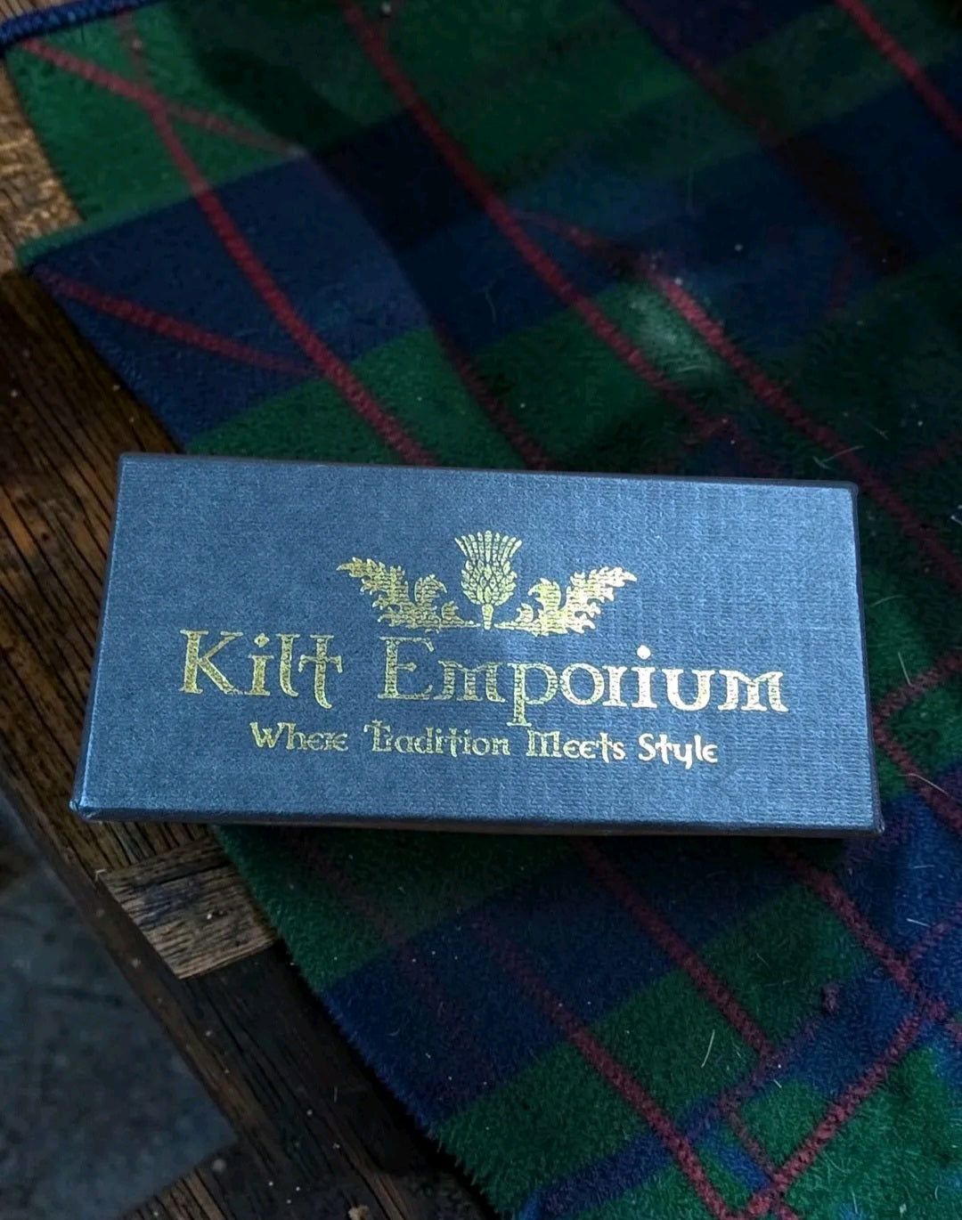 Traditional Stag Head Claymore Kilt Pin
