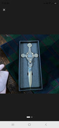 Traditional Stag Head Claymore Kilt Pin